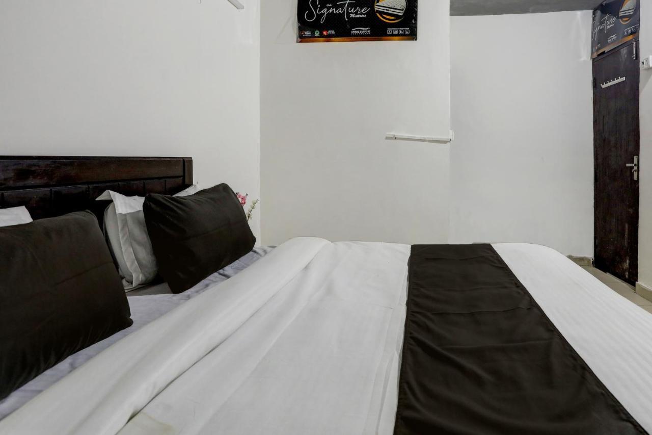 O The Royal 3* New Delhi